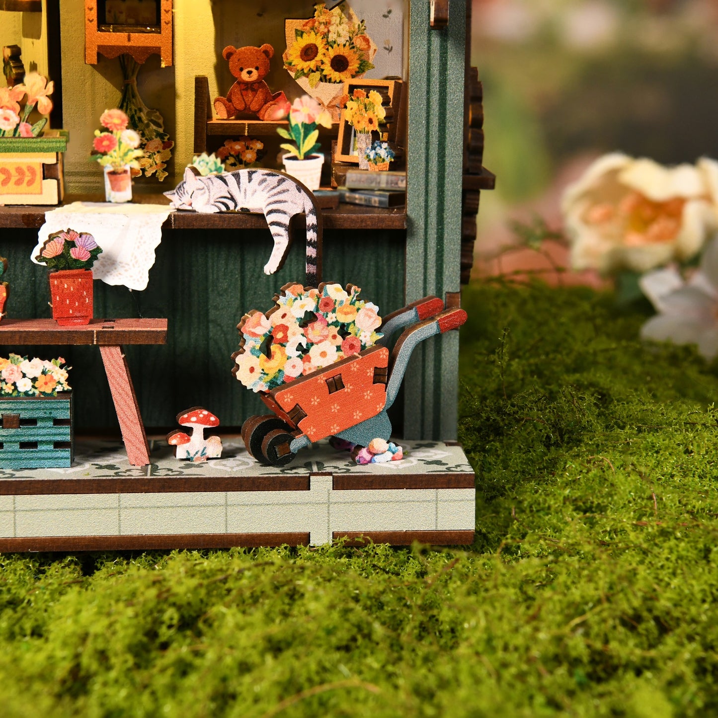 Book Nook Aura Verde Flower Room
