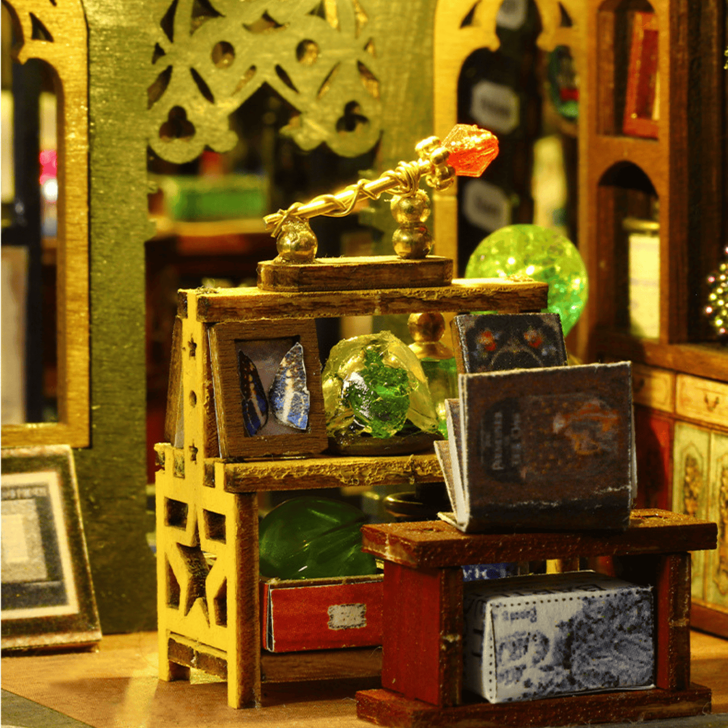 Book Nook Holo Magic City