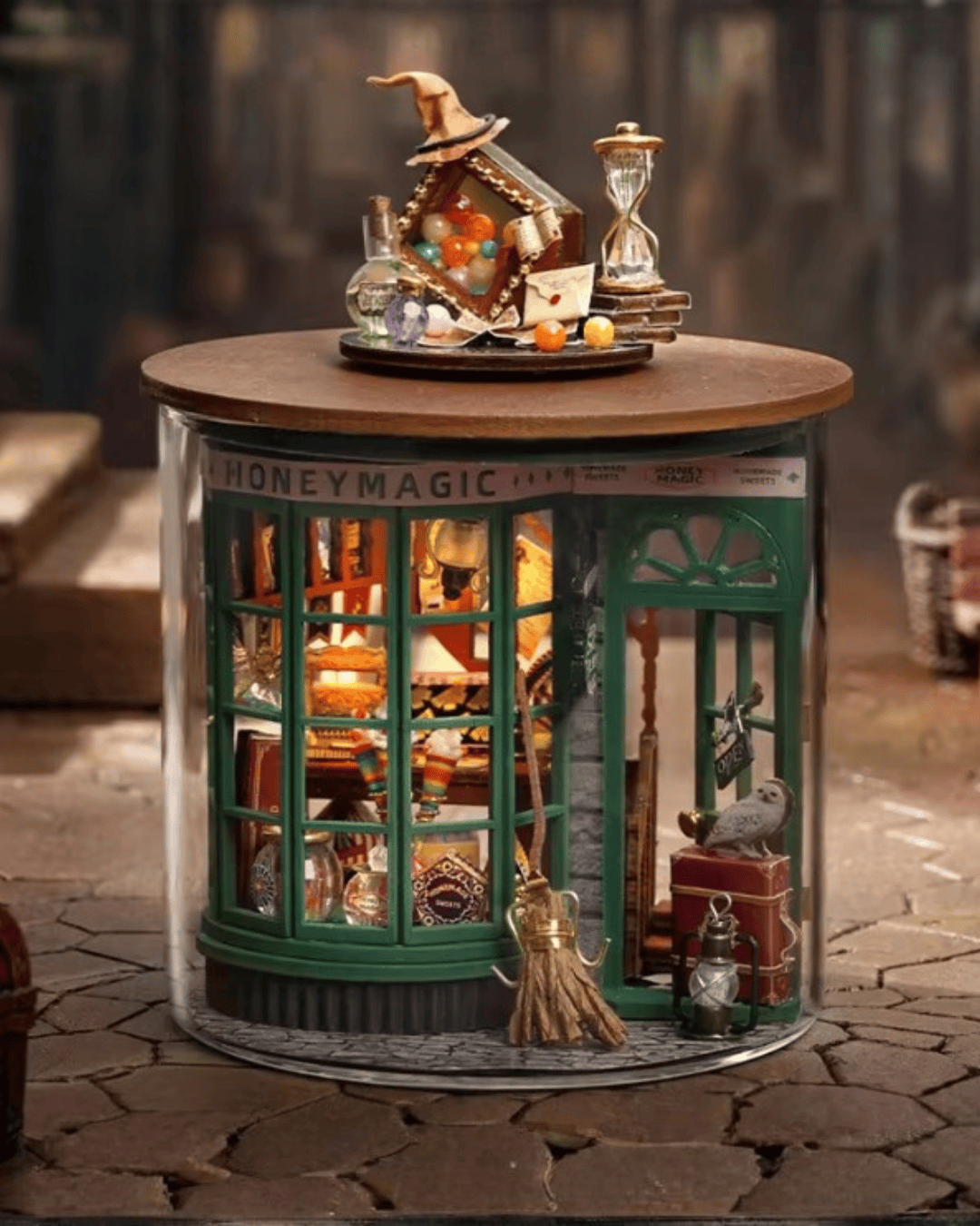 Book Nook Honey Magic Shop