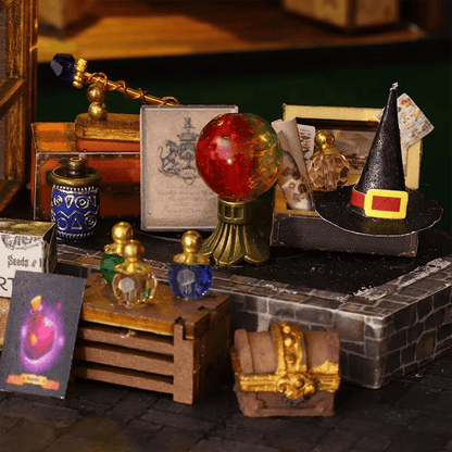 Book Nook Magic Treasure House