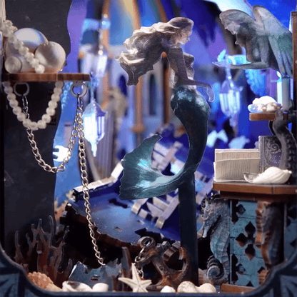 Book Nook Song of The Sirens