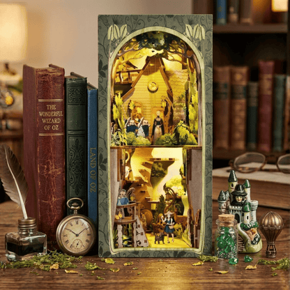 Book Nook The Amazing Adventures of Dorothy